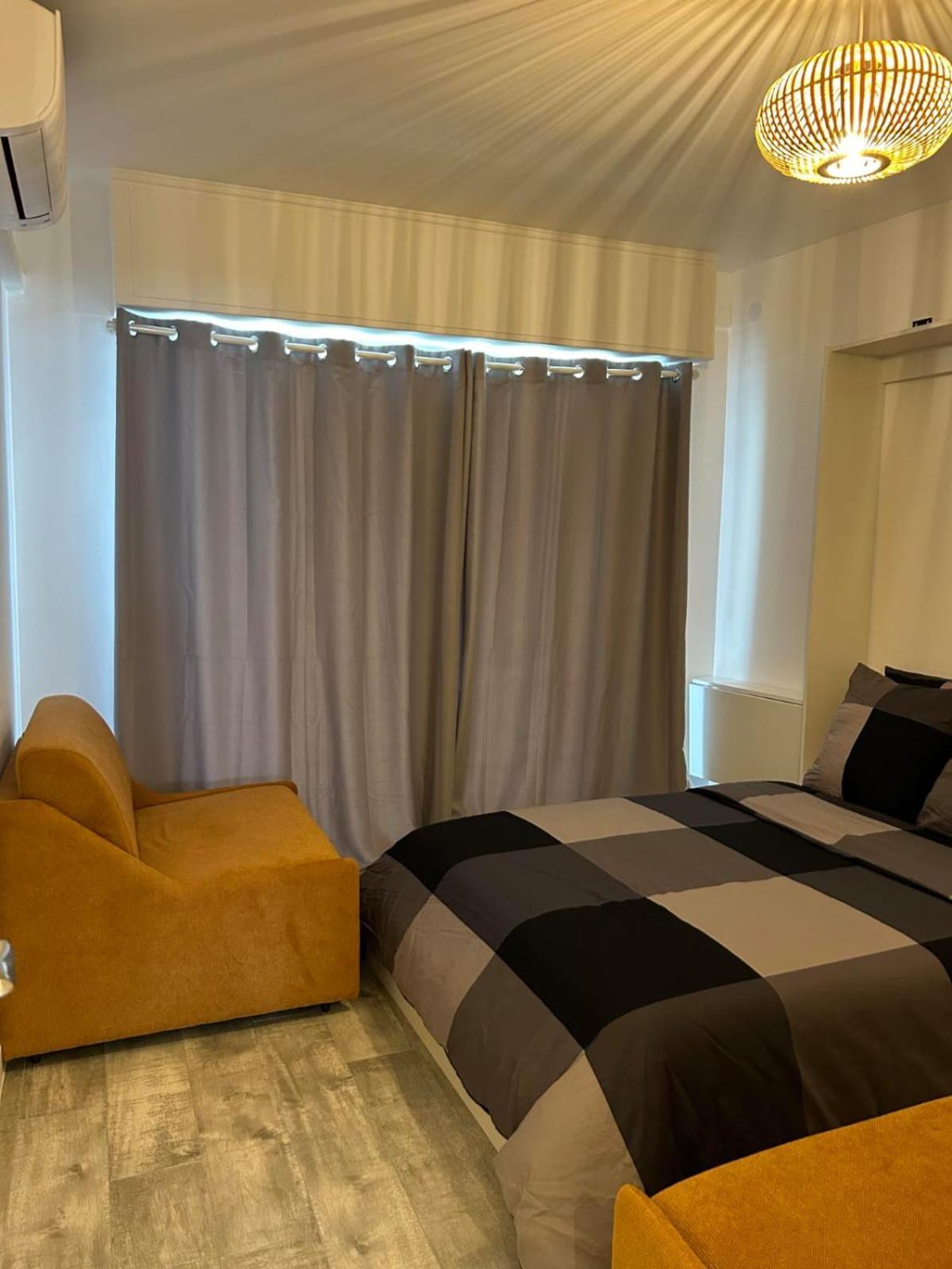 Chambre Promenade Des Anglais Nizza Kültér fotó