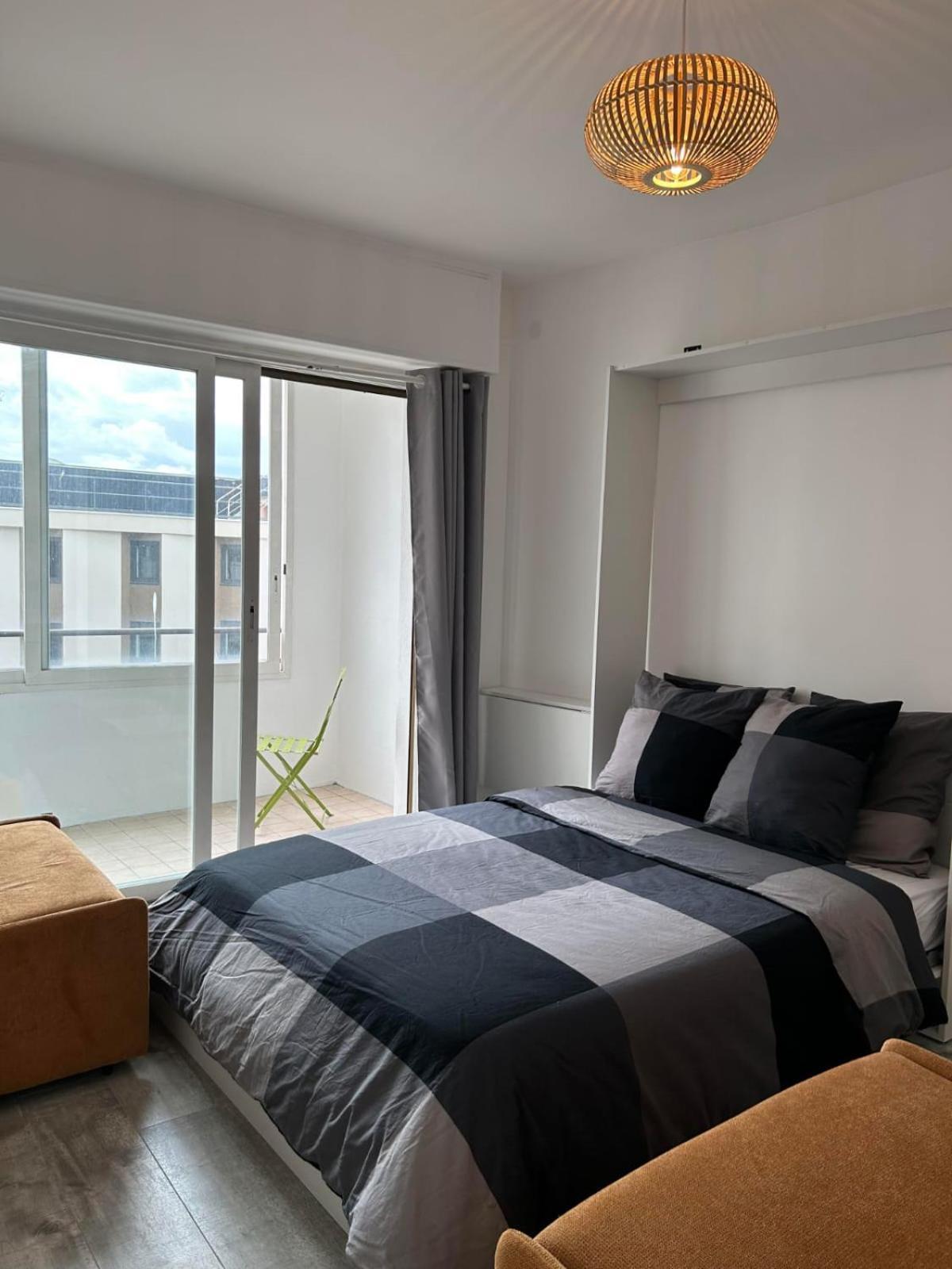Chambre Promenade Des Anglais Nizza Kültér fotó